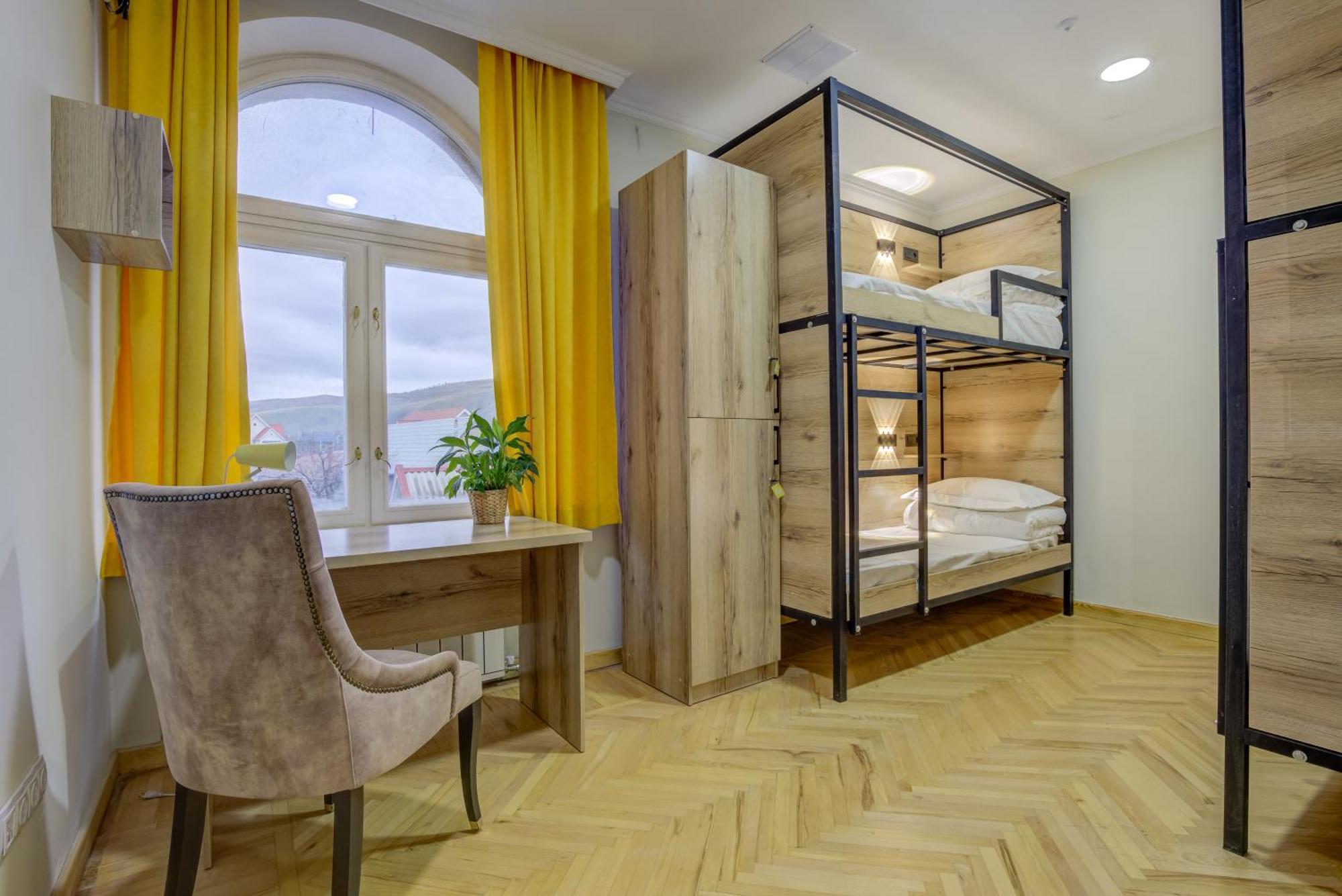 People Guest House Biszkek Zewnętrze zdjęcie