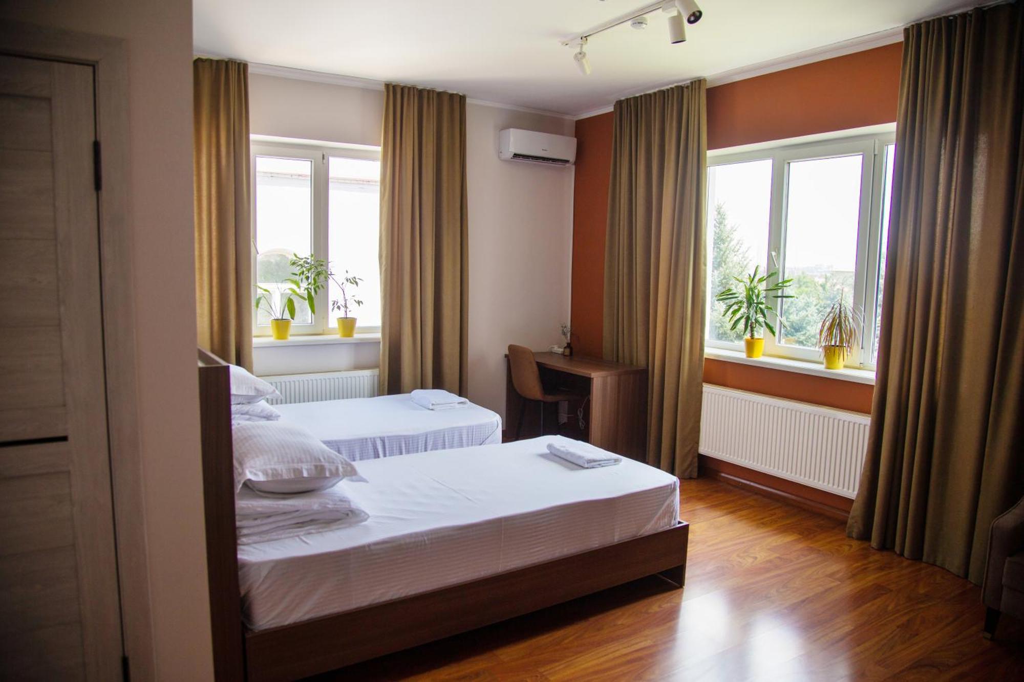 People Guest House Biszkek Zewnętrze zdjęcie