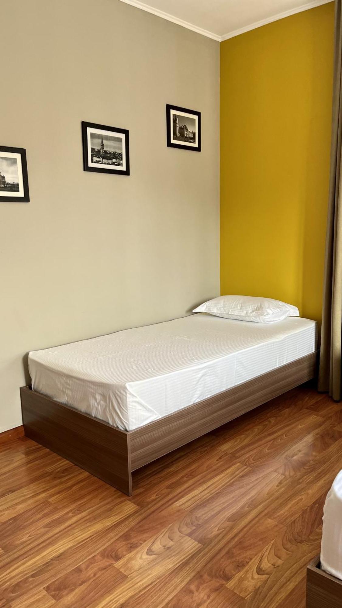 People Guest House Biszkek Zewnętrze zdjęcie
