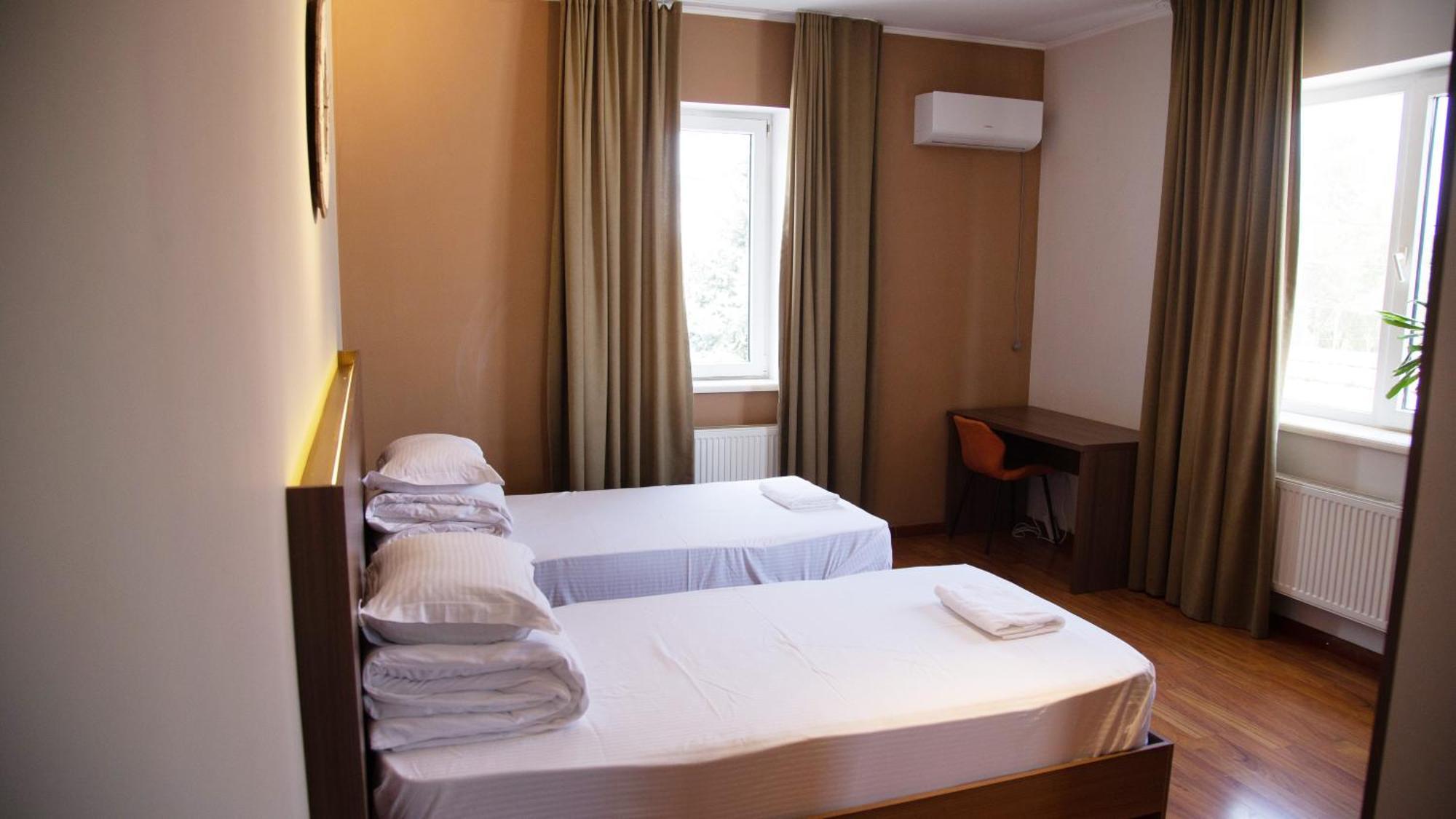 People Guest House Biszkek Zewnętrze zdjęcie