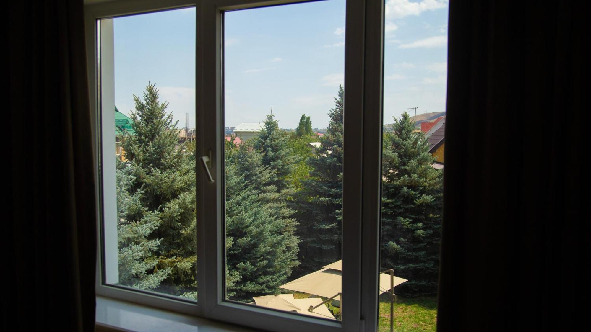People Guest House Biszkek Zewnętrze zdjęcie