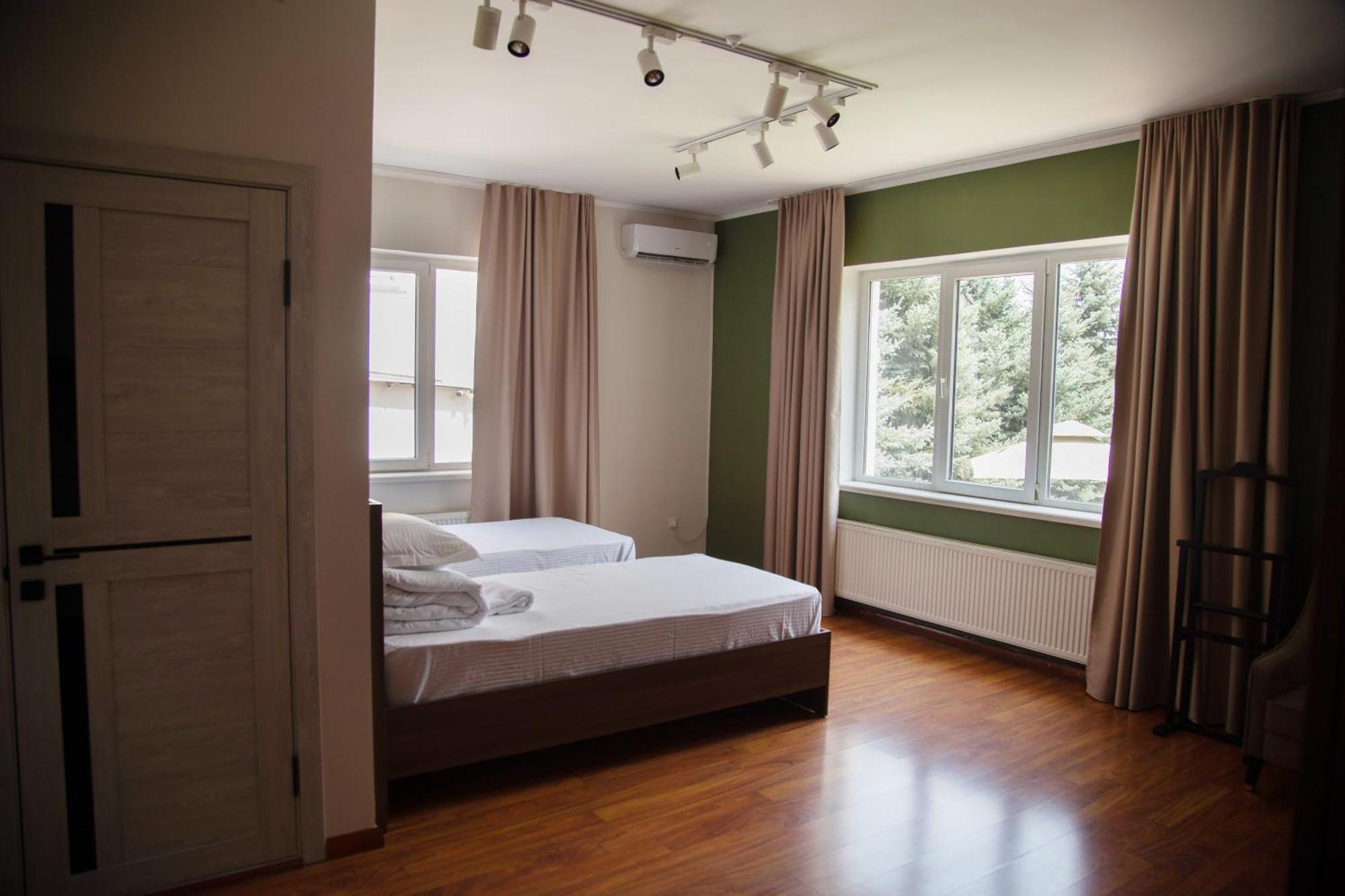 People Guest House Biszkek Zewnętrze zdjęcie